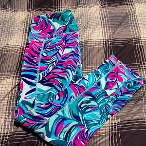 Lily Pulitzer luxletic crop pants